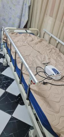 Lit médical pour personnes âgées plus matelas pneumatique - 2