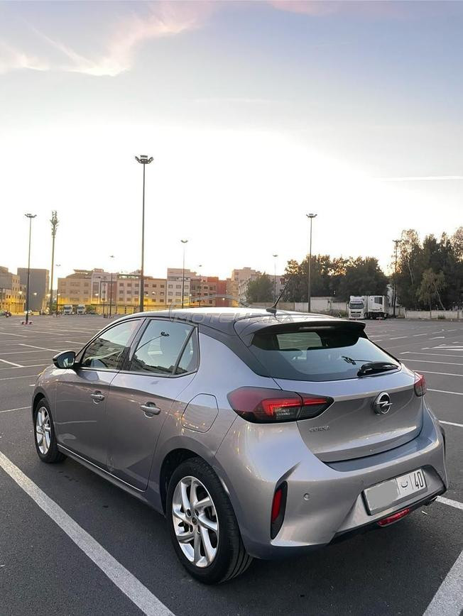 🚗 **À VENDRE – OPEL CORSA GS LINE – 2020**