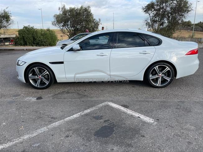 jaguar xf 2.0 de 2018