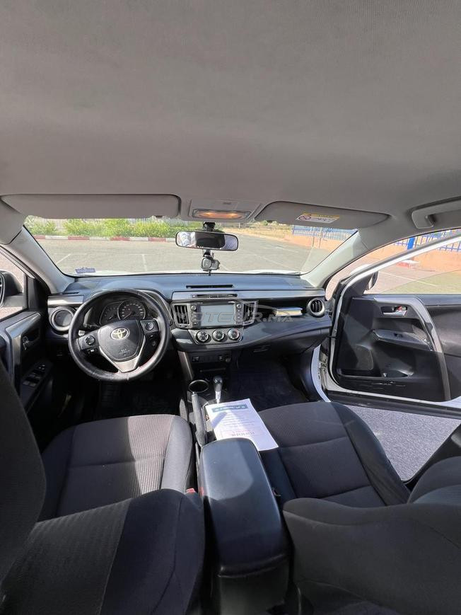 Toyota RAV-4  2015