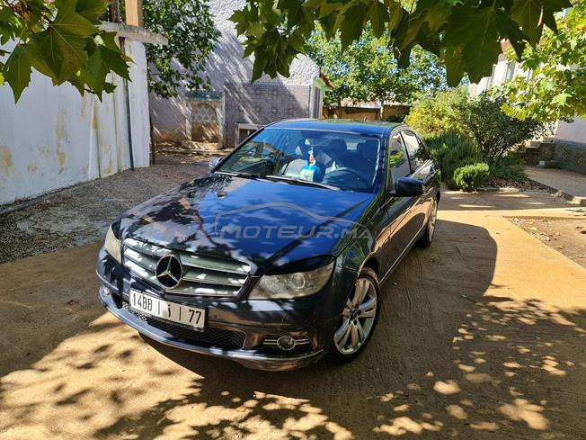Mercedes 220 modèle 2007 dédouanement 2016