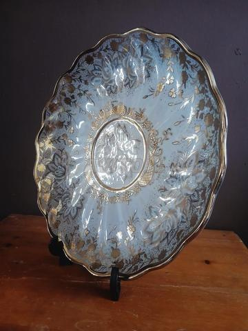 Grand plat décoratif en porcelaine dorée - 2