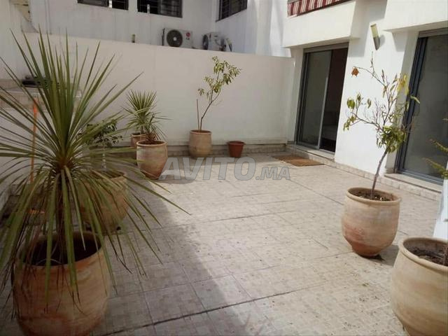 Studio terrasse meublé 68m² Mers Sultan