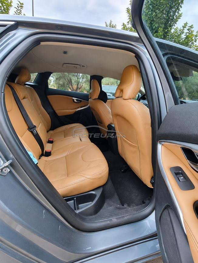 Volvo V40 Diesel Automatique – 2020– Première main