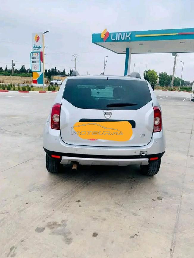 سيارة دوستر للبيع 
