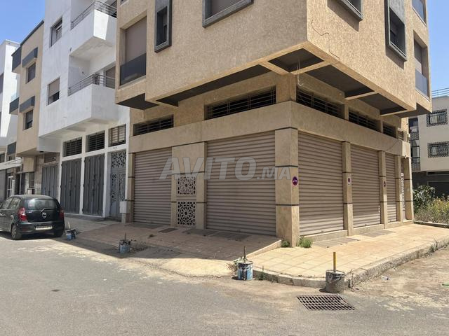 محل مع قبو - 2