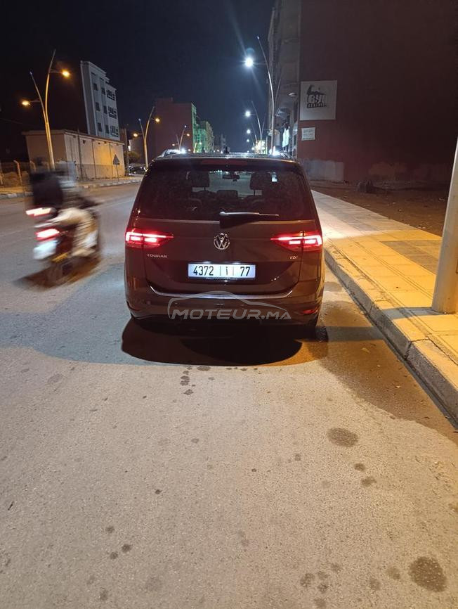 Volkswagen Touran Diesel Manuelle 2016 à Berkane
