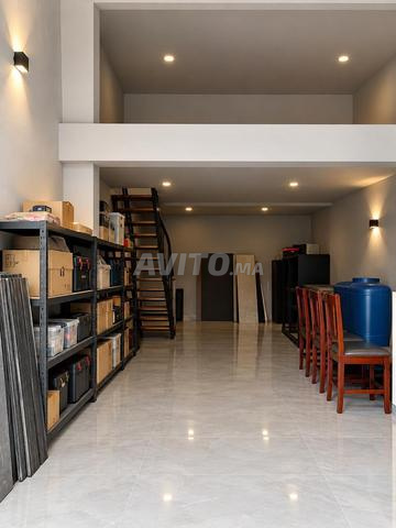 Magasin à vendre 178 m2 Les Princesses - 2