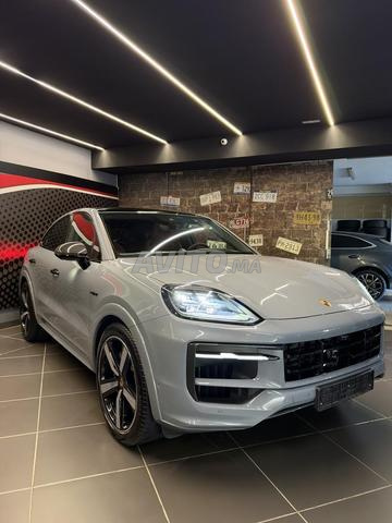 Porsche Cayenne E-Hybrid importée