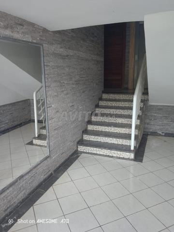 Appartement à louer 81 m² à Rabat - 2