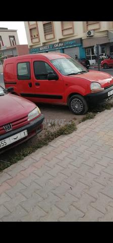 Kangoo très bon état modèle 2002 - 2