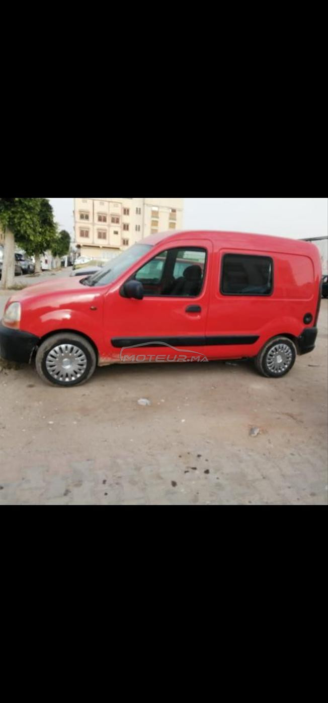 Kangoo modèle 2002 très bon état 