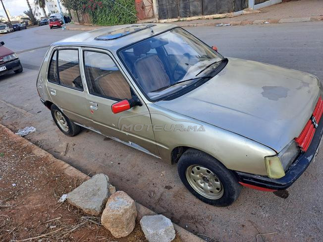 Peugeot 205