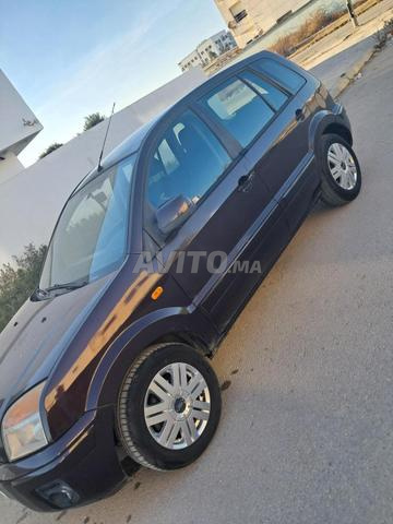 Ford en bon état à vendre - 2