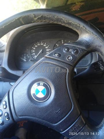 Cette voiture est négociable - 2