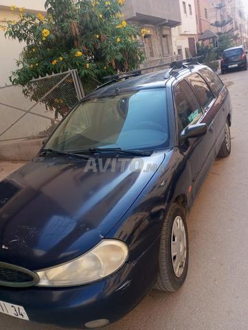 Ford Mondeo Diesel Manuelle 1997 à Laâyoune - 2