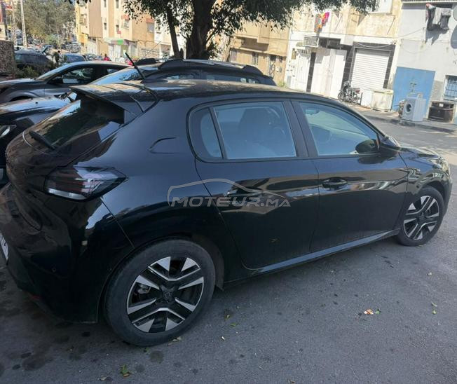 Peugeot 208 Diesel Manuelle 2024 à Rabat