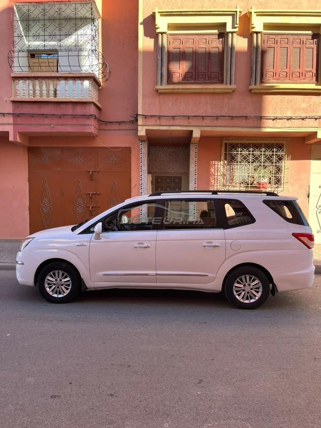 Ssangyong Stavic Diesel Manuelle 2015