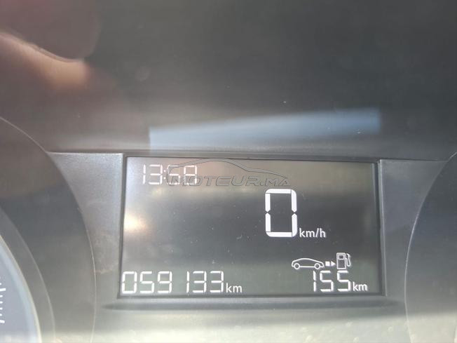 PEUGEOT 208 ESSENCE