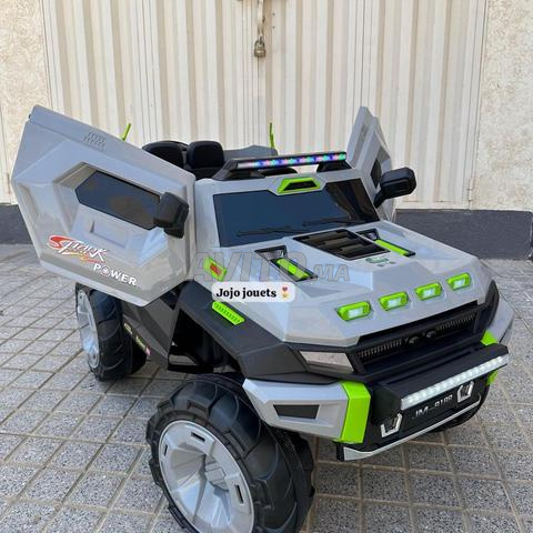 Voiture électrique BIG FUTURISTE 12V - 2