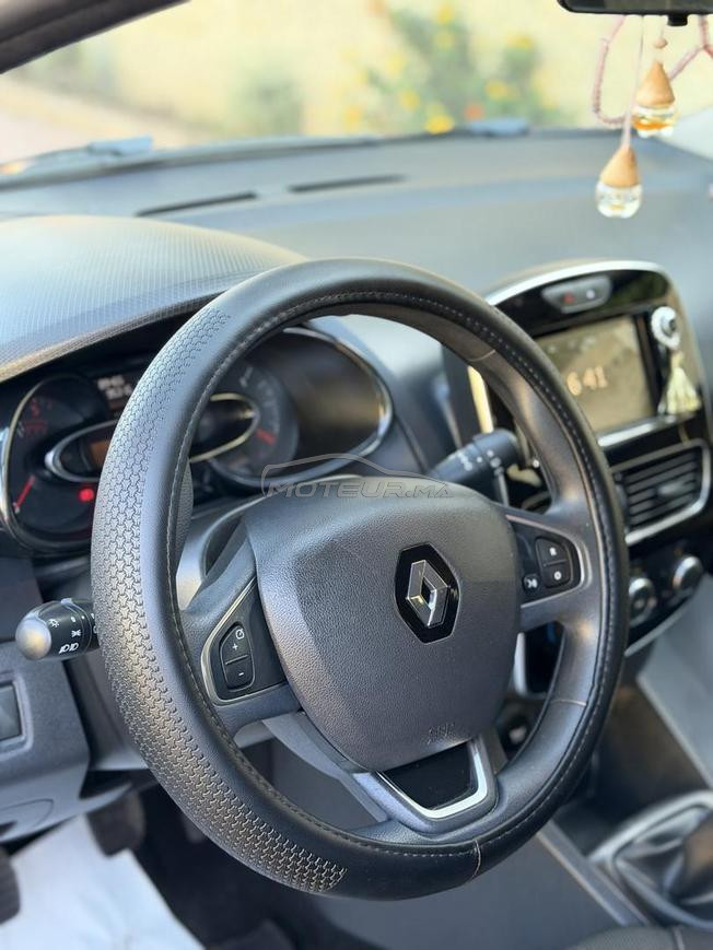 Renault clio 4 première main