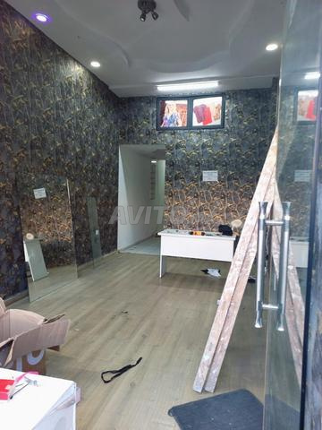 Magasin commercial 40 m² à Ghandi Maarif - 2