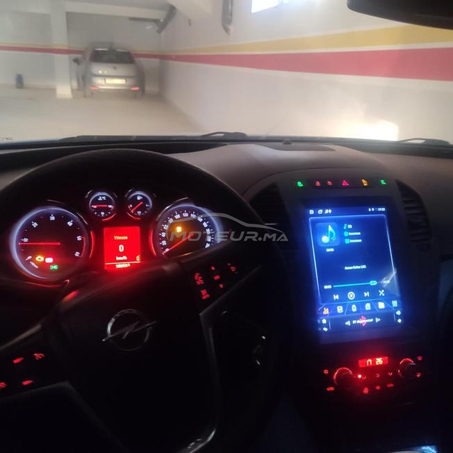 Opel Insignia Diesel Manuelle 2010 à Oujda