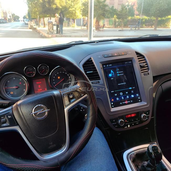 Opel Insignia Diesel Manuelle 2010 à Oujda