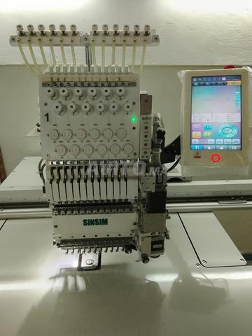 Machine à broder ordinateur - 2