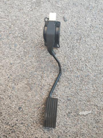 Pédale accélérateur Peugeot 407 - 2