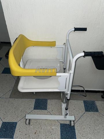 Fauteuil roulant hydraulique portable neuf. - 2