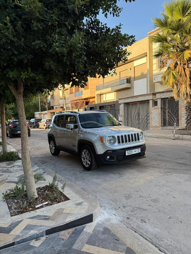 Jeep Renegade model 2017 1ér main