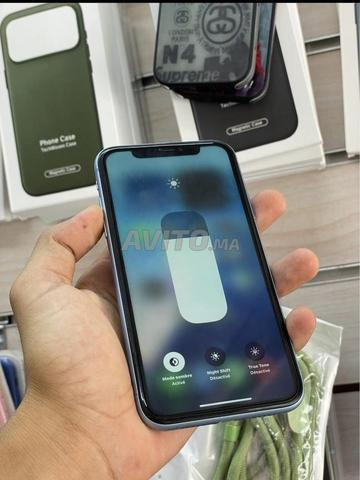 iPhone XR 64Go - 2
