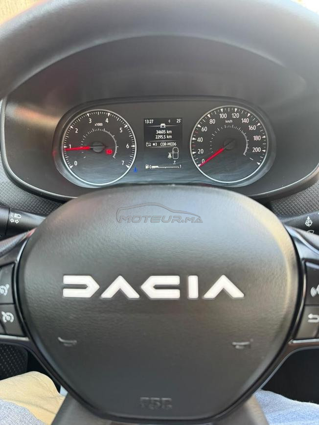 Dacia Logan 2025 quasi neuf