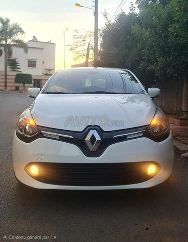 PROPRE RENAULT CLIO INTENSE FAIBLE KM - 2