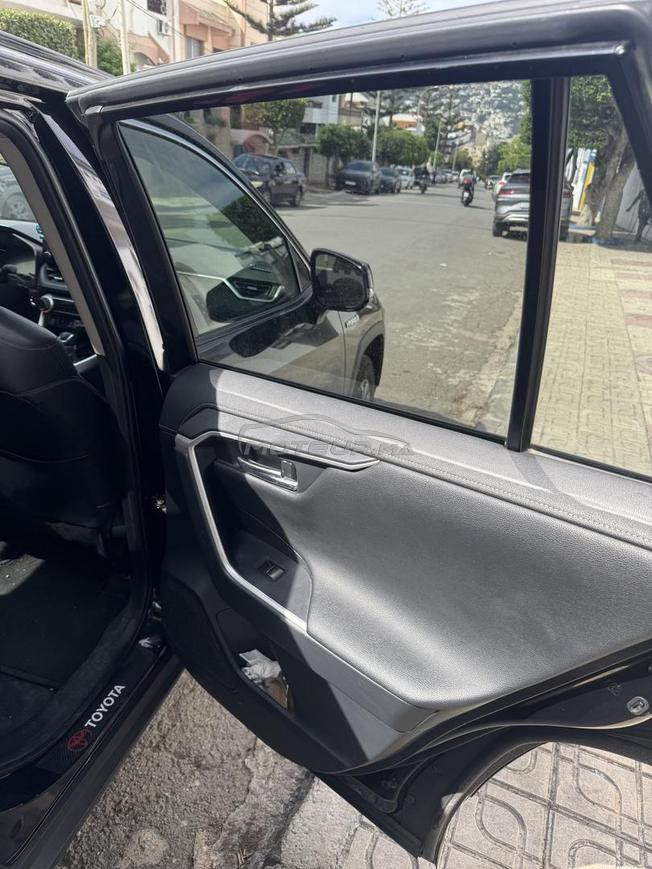 voiture à vendre سيارة للبيع