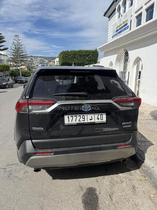 voiture à vendre سيارة للبيع
