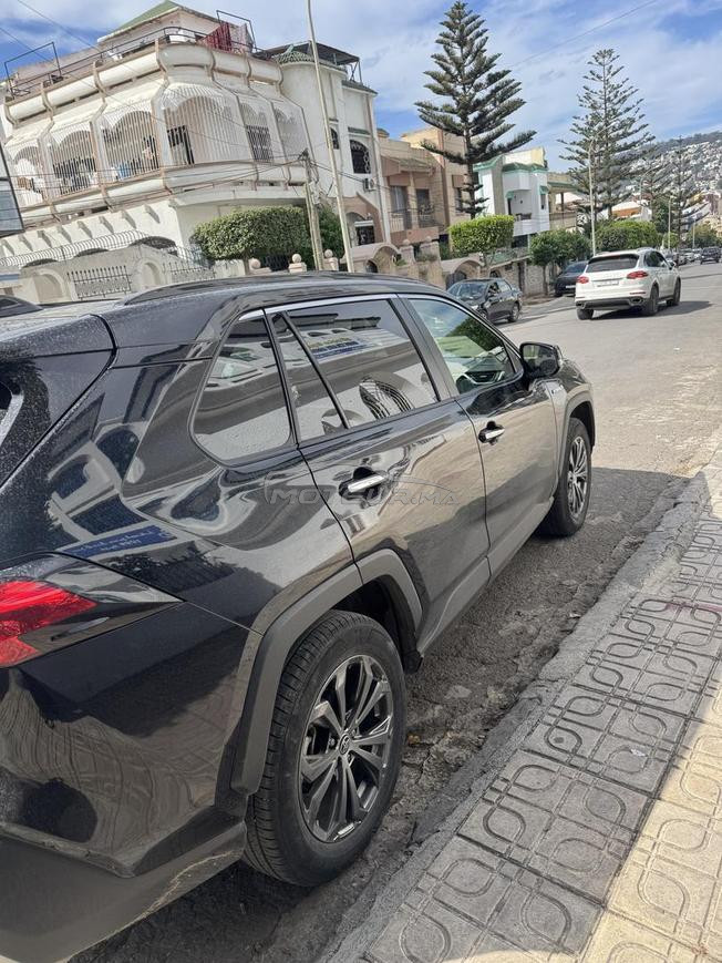 voiture à vendre سيارة للبيع