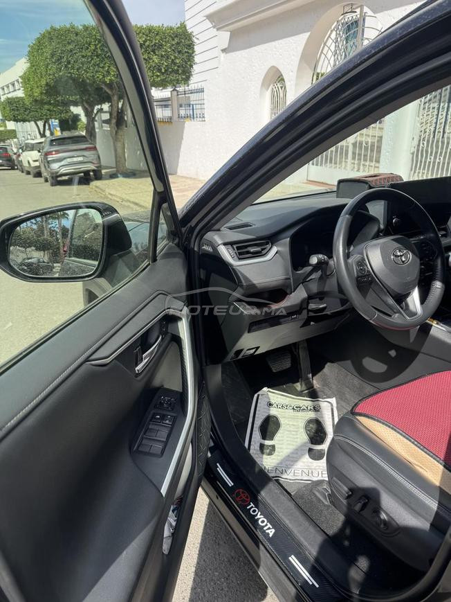 voiture à vendre سيارة للبيع