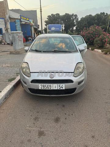 Voiture Fiat Punto - 2
