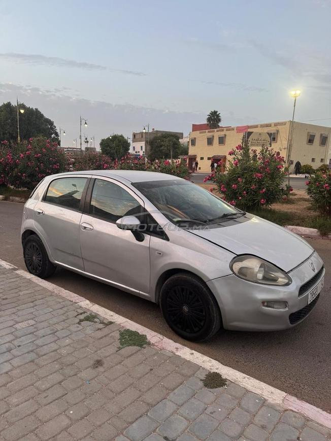 voiture Fiat punto