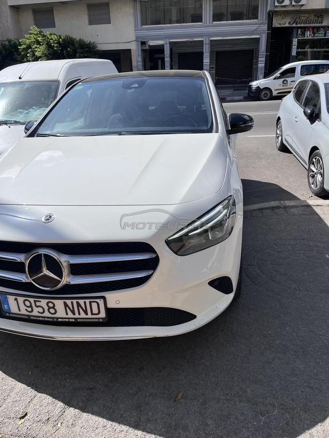 Mercedes Benz B200 d 