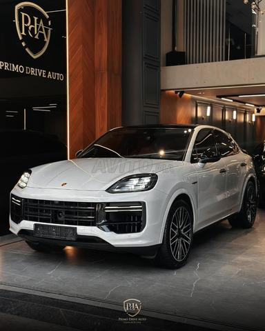 Porsche Cayenne TURBO V8 739 cv 2025 18000 km - 2
