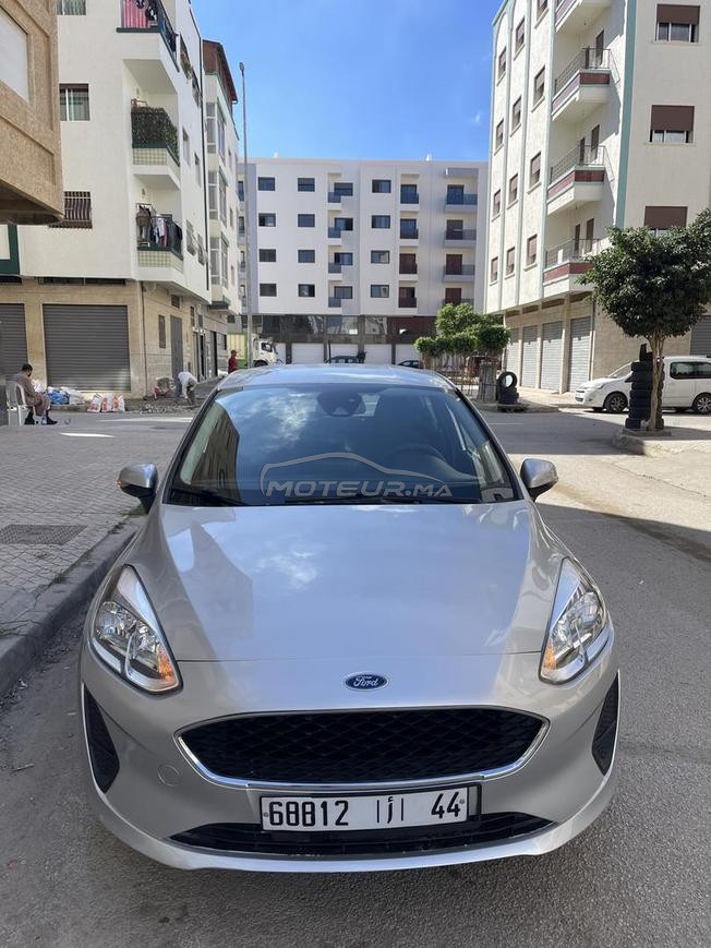 Ford Fiesta modèle 2021, diesel, boîte manuelle.