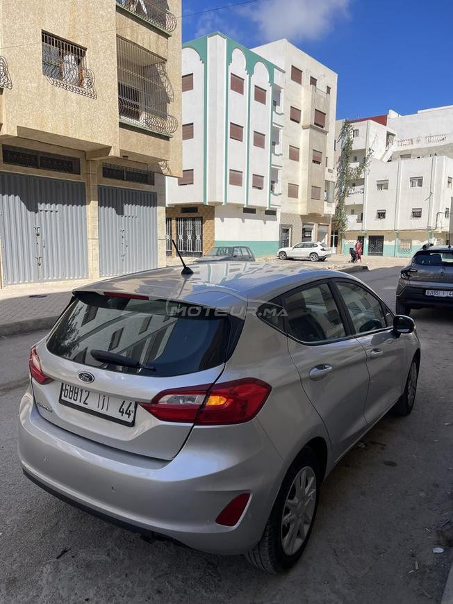 Ford Fiesta modèle 2021, diesel, boîte manuelle.