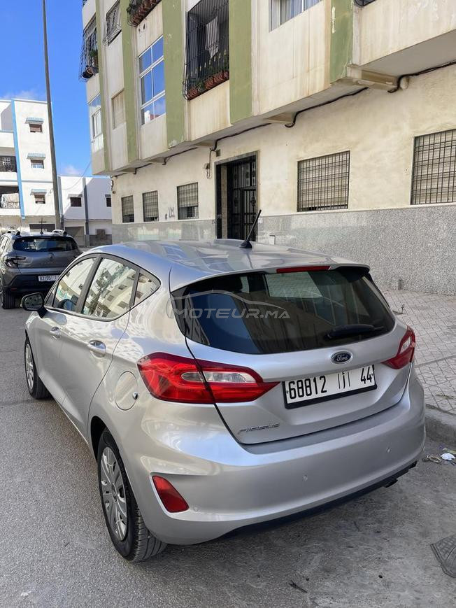 Ford Fiesta modèle 2021, diesel, boîte manuelle.