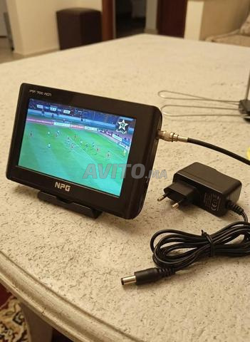 Mini TV avec fonction chaînes terrestres