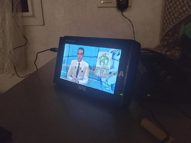Mini TV avec fonction chaînes terrestres - 2