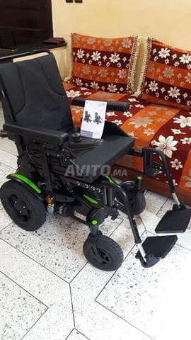 Fauteuil roulant électrique impeccable