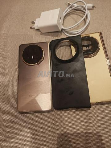 Honor Magic V5 - 2
